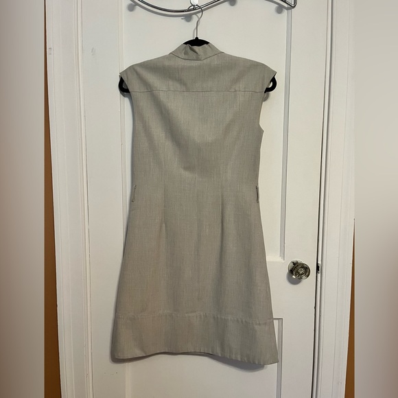 Tahari Light Grey Dress Size 2 - Picture 2 of 6